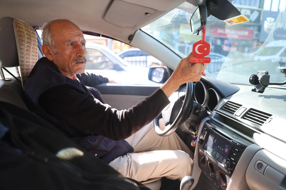 Nevşehirli Sürücülere Araç Kokusu Hediye Edildi