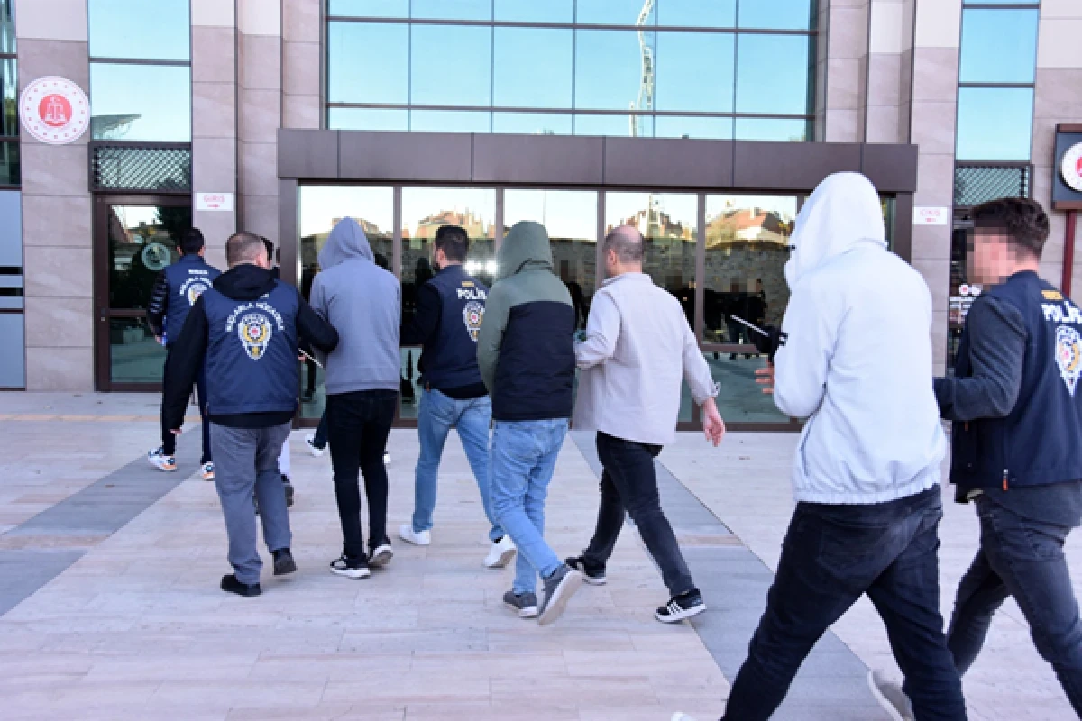 25 İlde Siber Suç Operasyonu: 403 Şüpheli Gözaltında, 72 Milyon Liralık Mal Varlığına El Konuldu