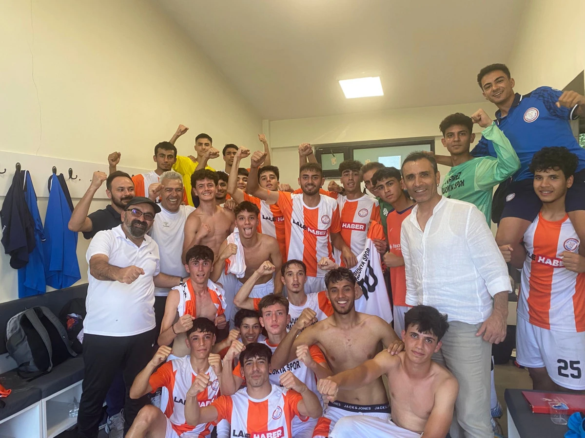Abileri iki maçta Sıfır çekerken U19 ilk Maçında Bir Puan Aldı