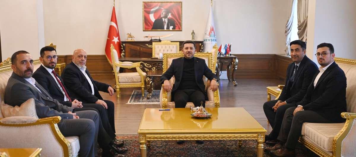 Başkan Arı, Hak-İş Genel Başkanı Mahmut Arslan’ı Ağırladı