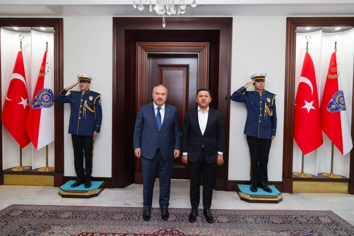 Belediye Başkanı Arı&rsquo;dan, Emniyet Genel M&uuml;d&uuml;r&uuml; Fidan&rsquo;a Ziyaret