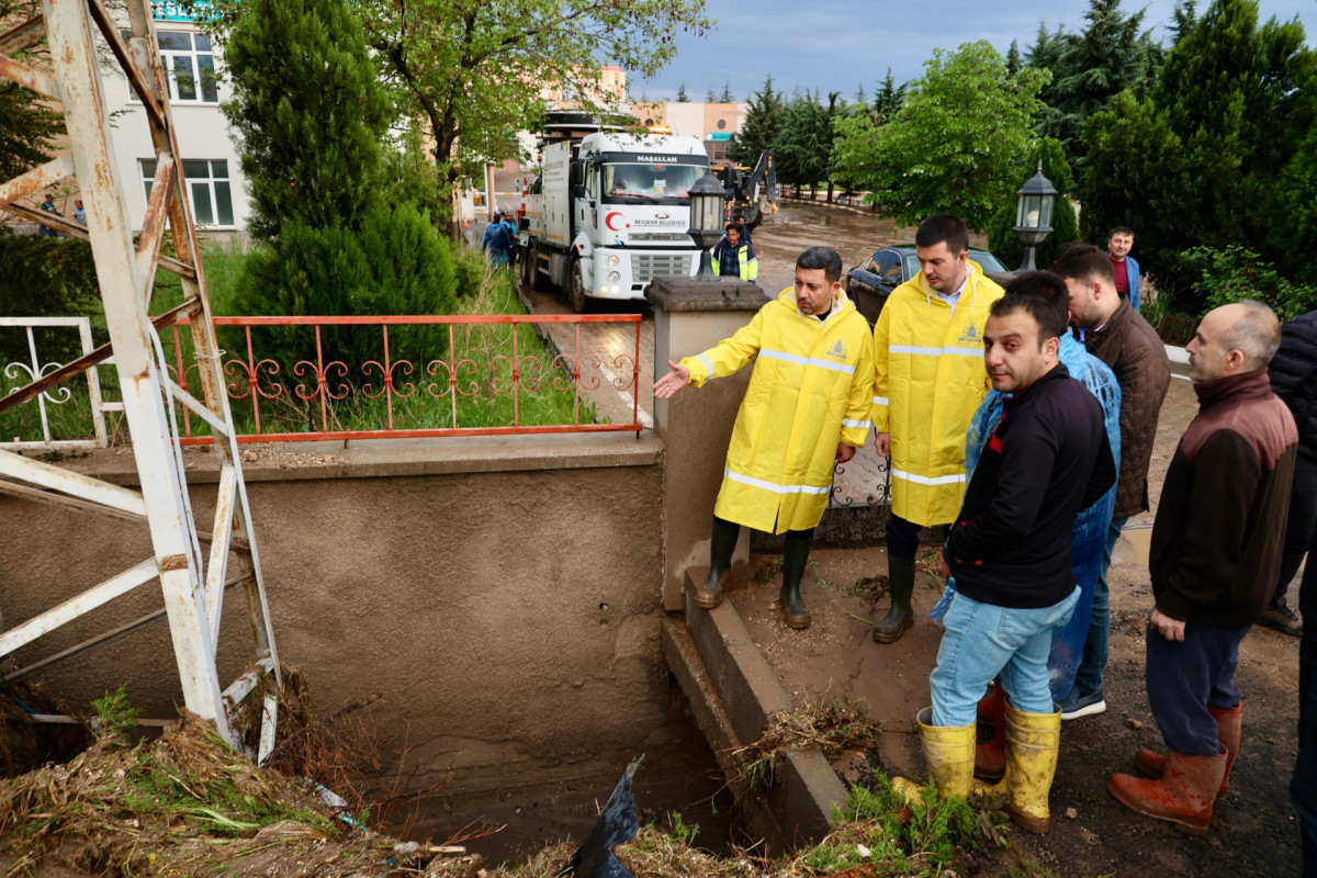 Belediye Ekipleri Yoğun Yağışlarda Teyakkuz Halindeydi