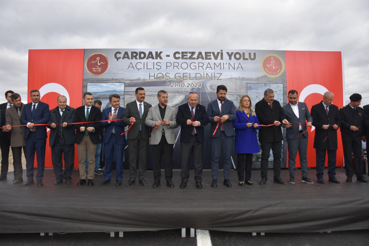 Çardak-Cezaevi yolu törenle trafiğe açıldı