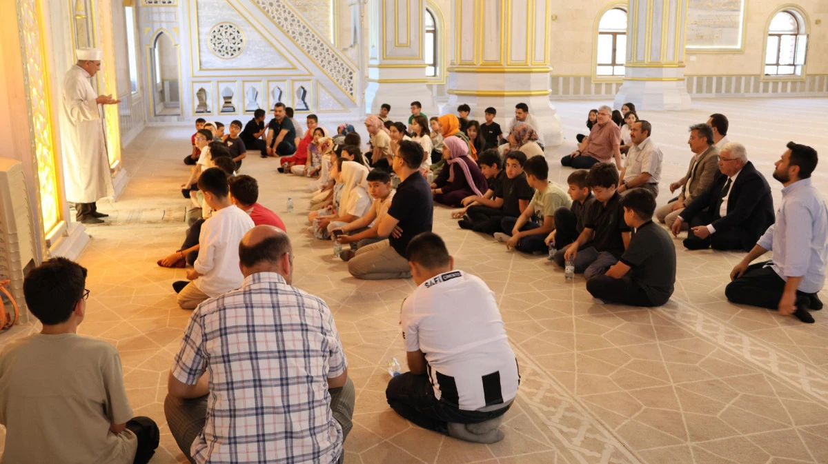“ÇEDES Projesi” Kapsamında Değerler Şenliği Düzenlendi