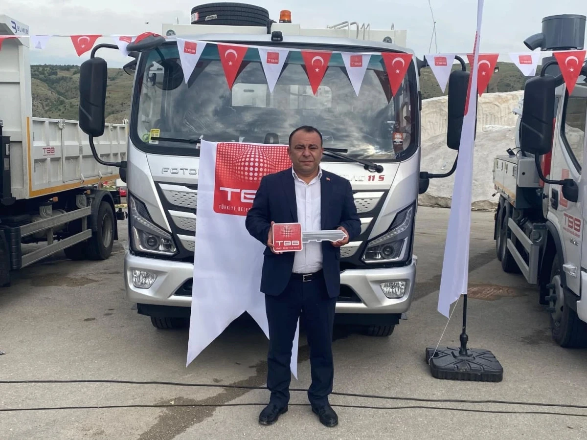 Derinkuyu Belediyesi Filosuna Yeni Nesil Sıfır Çöp Kamyonu Katıldı