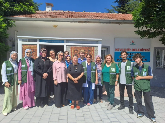Halı Kilim Dokuma Atölyesi’nde Yeşilay Dernek Üyelerini Ağırladık