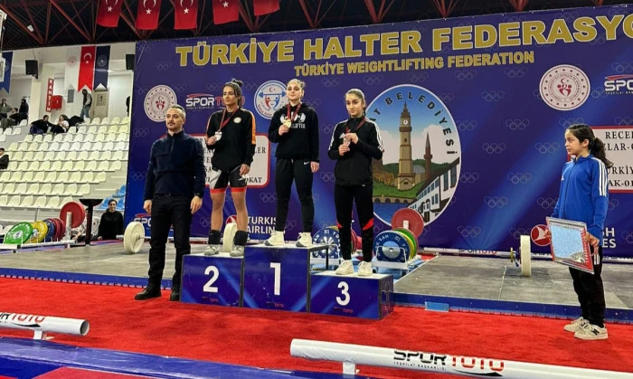 Hatice Kızmaz, Nevşehir Tarihinde İlk Halter SEM Sporcusu Oldu