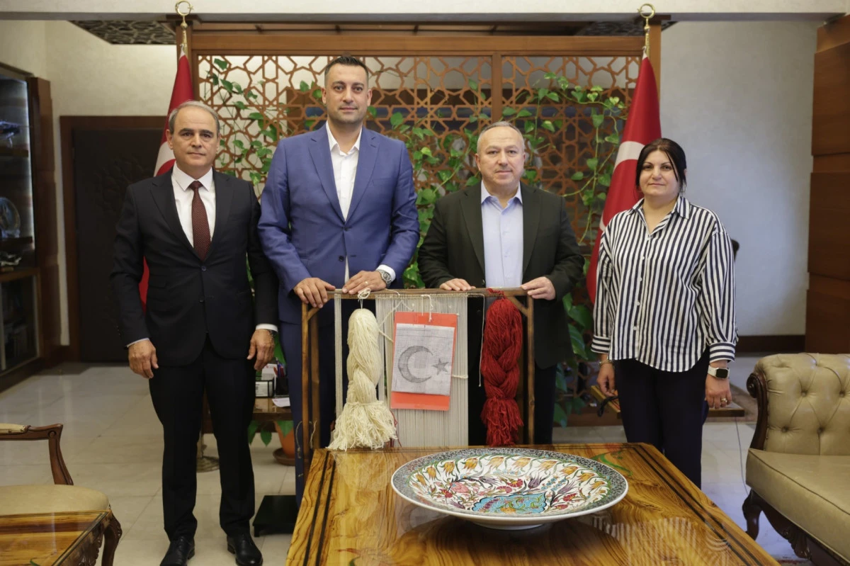 “İlmek İlmek Türkiye” Projesine İlk İlmek Vali Fidan’dan