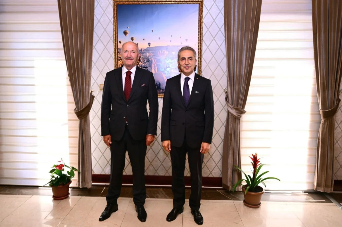 İş D&uuml;nyasından Vali K&ouml;k&rsquo;e Ziyaret: G&uuml;ndem "Beyaz Altın" Ponza ve Bims Sekt&ouml;r&uuml;