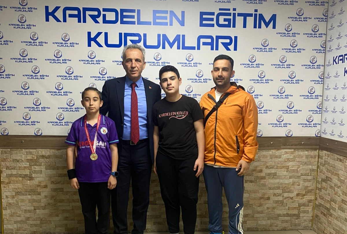 Masa tenisi turnuvasında şampiyon yine Kardelen&rsquo;den