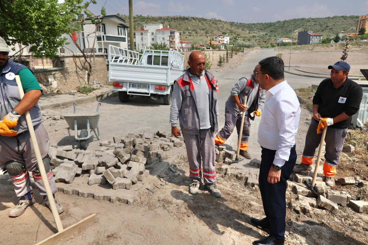 Mehmet Akif Ersoy Mahallesi’nde Bozuk Yollar Onarılıyor