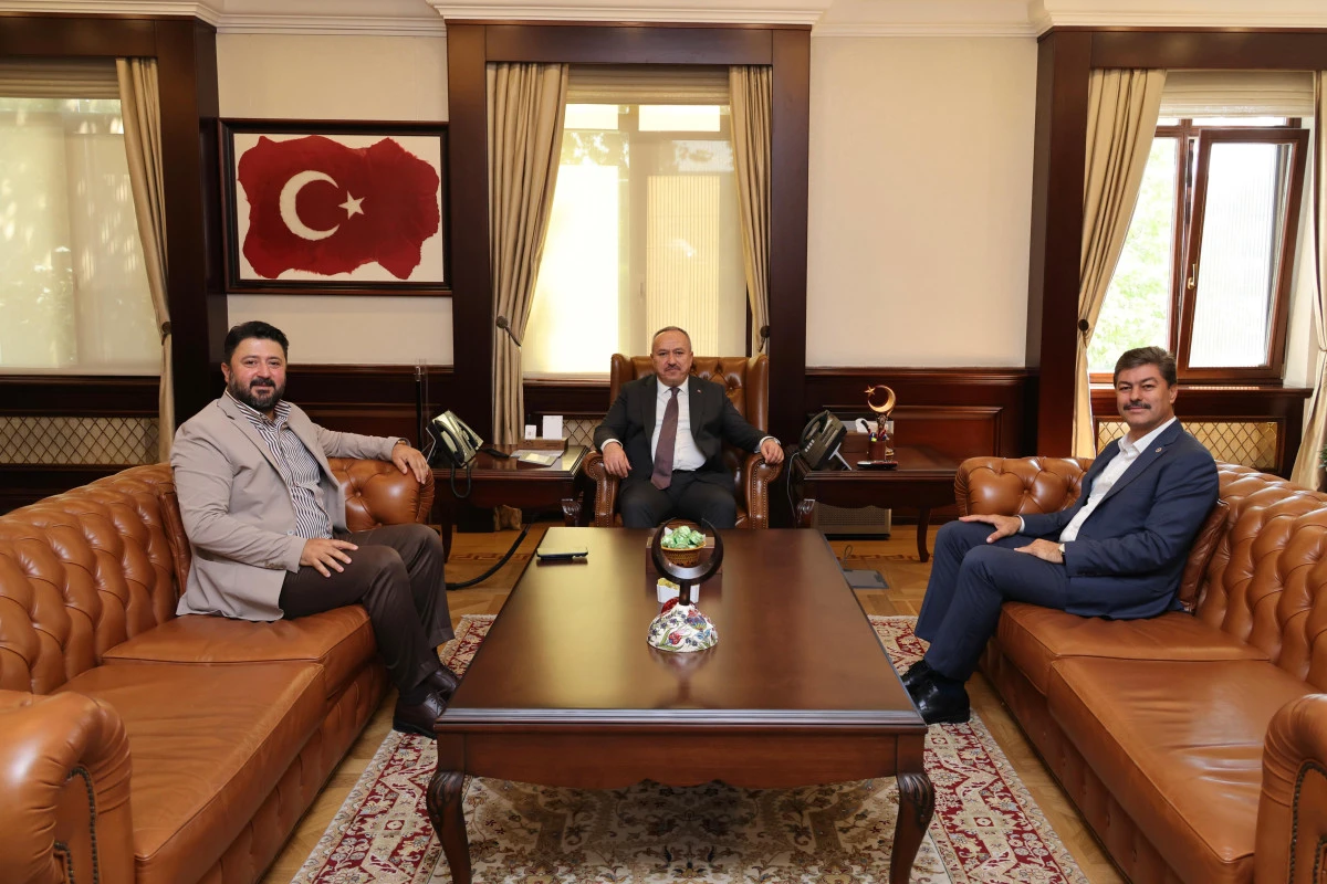 Milletvekili Emre &Ccedil;alışkan, Emniyet Genel M&uuml;d&uuml;r&uuml; Ali Fidan ile Nevşehir&rsquo;in Emniyet Yatırımlarını G&ouml;r&uuml;şt&uuml;