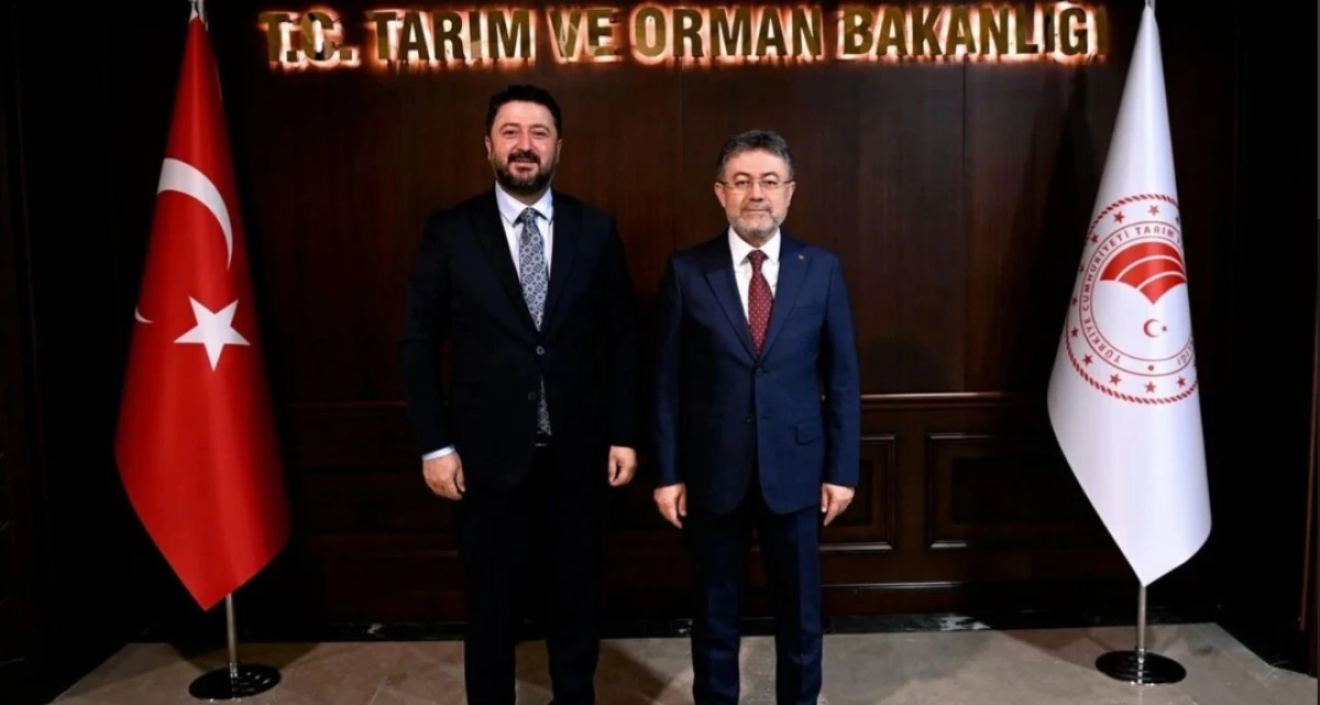 ​Milletvekili Emre &Ccedil;alışkan&rsquo;dan Tarım &Ccedil;ıkartması: Bakan Yumaklı ile Nevşehir Yatırımlarını G&ouml;r&uuml;şt&uuml;