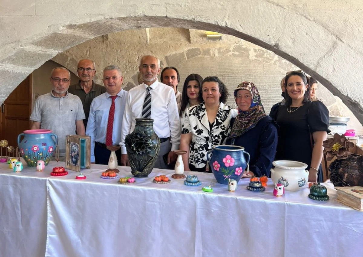 Narlı Kadınların El Emeği Ürünleri Sergilendi