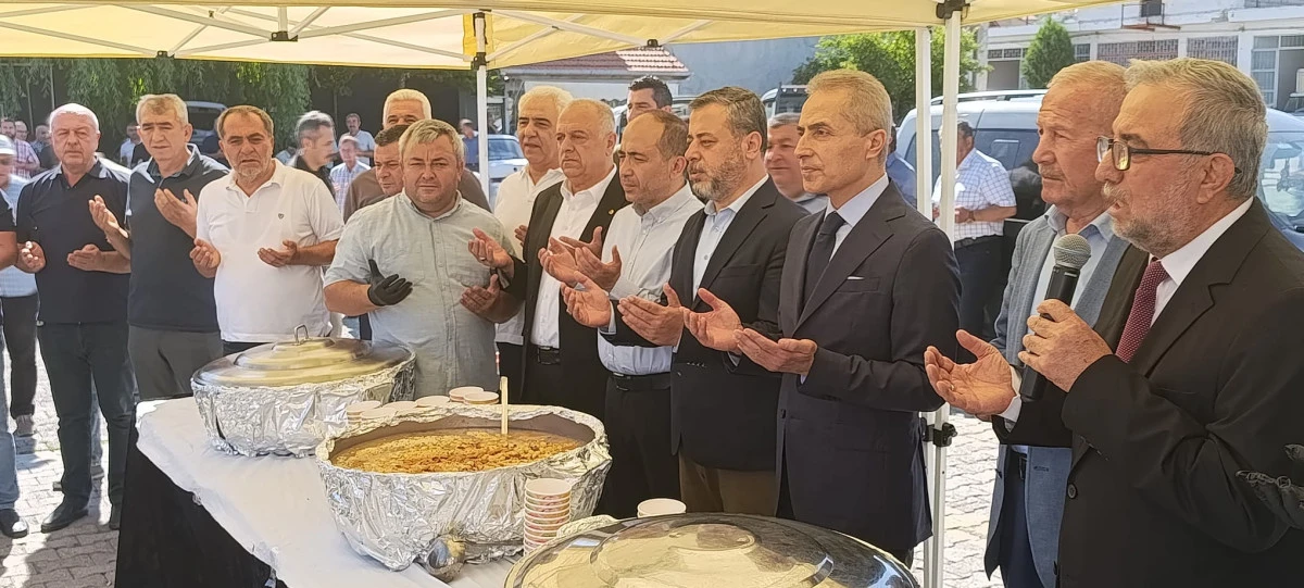 Nevşehir Ticaret Borsası'ndan Geleneksel Aşure İkramı