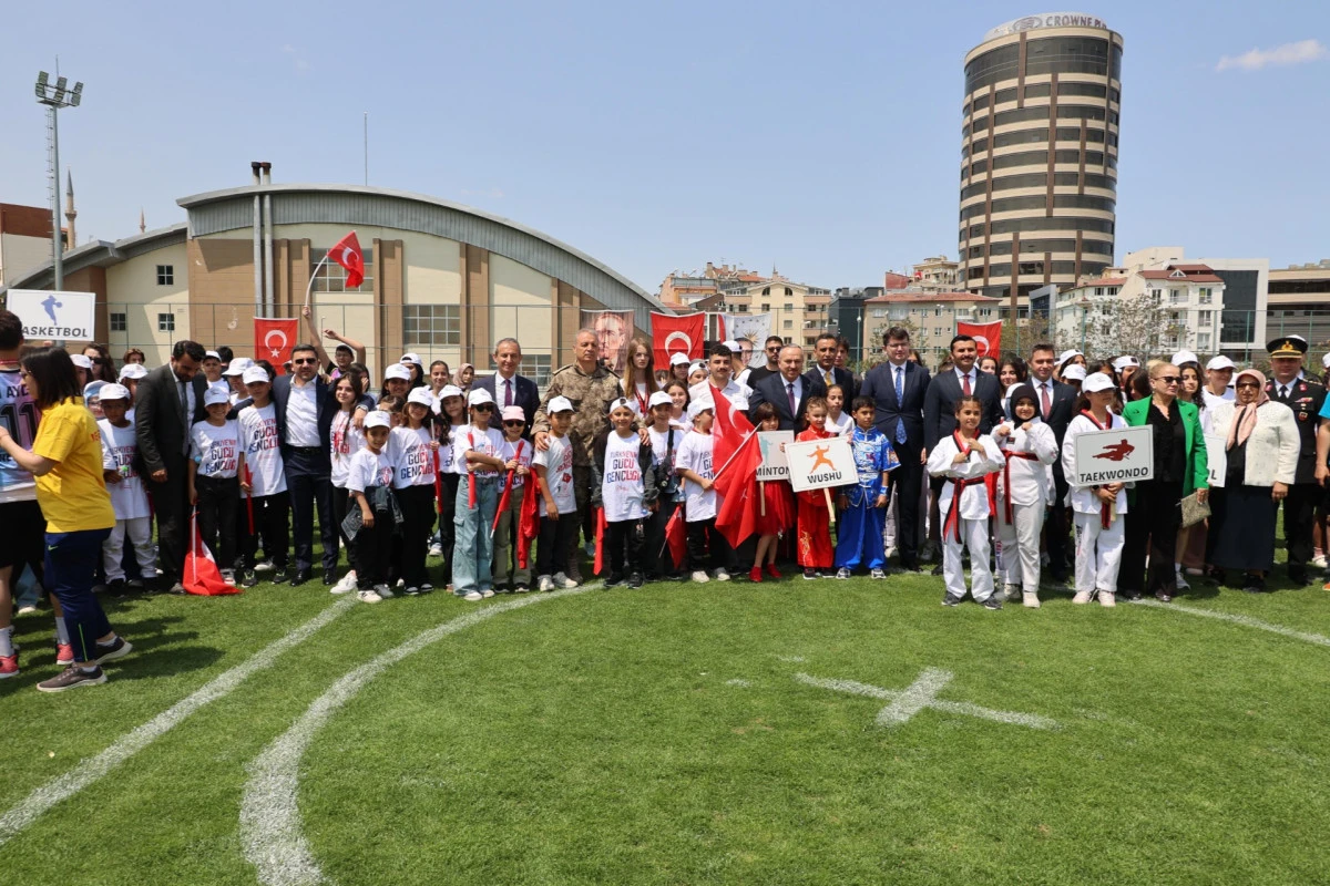 Nevşehir’de 19 Mayıs Gençlik ve Spor Bayramı Coşkusu