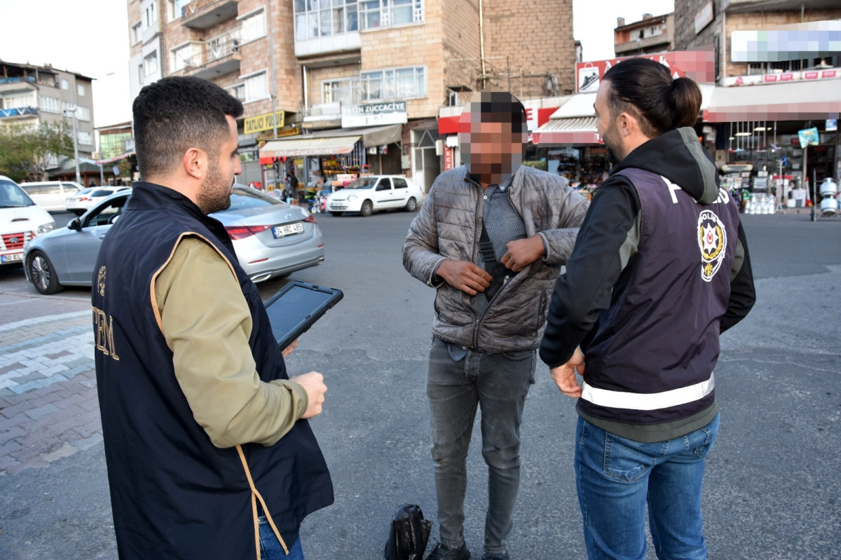 Nevşehir’de aranan 24 kişiden 17’si tutuklandı