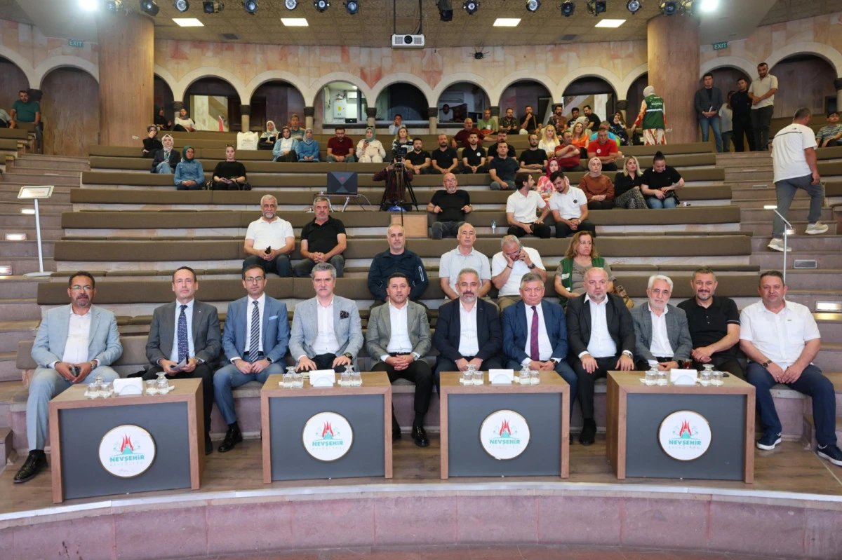 Nevşehir&rsquo;de &lsquo;Bağımlılıkla M&uuml;cadelede Medyanın Rol&uuml;&rsquo; paneli d&uuml;zenlendi