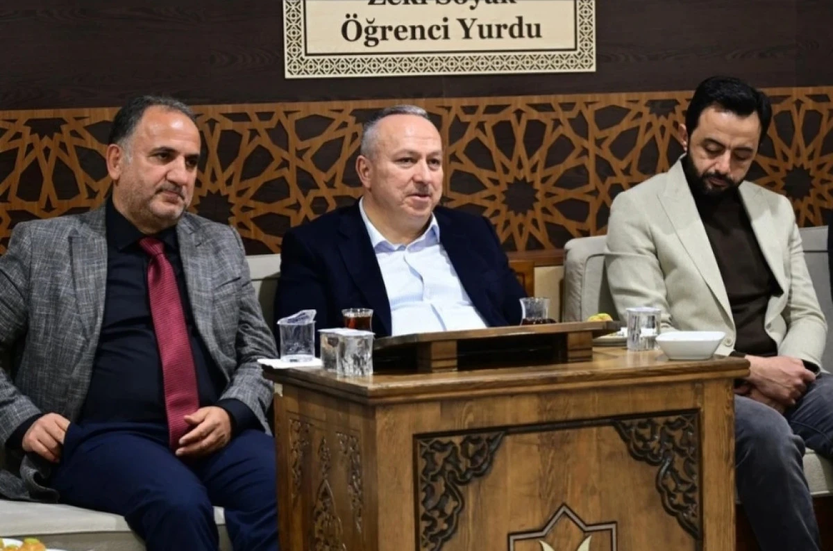 ​Nevşehir'de Eğitimin Geleceği Masaya Yatırıldı: Vali Fidan ve Akademisyenler Bir Arada