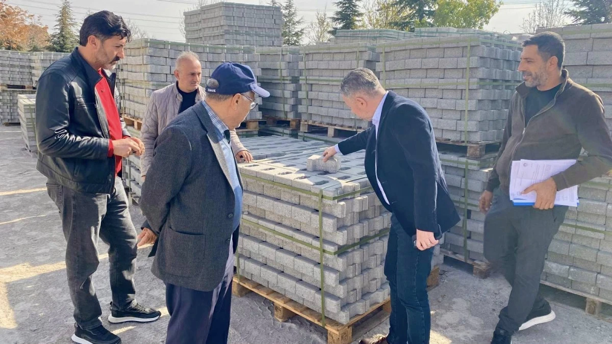 Ortahisar Belediyesi&rsquo;ne İller Bankası&rsquo;ndan Parke Taşı Hibesi