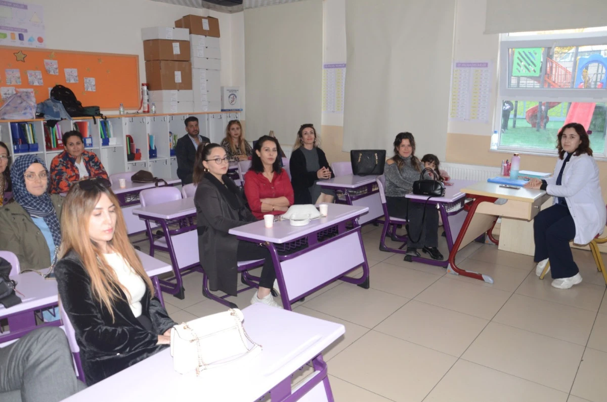 Özel Kardelen İlköğretim Okulunda 1., 2. ve 7. sınıfların veli toplantısı yapıldı