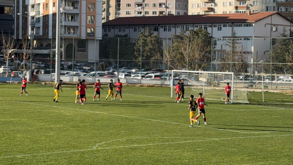 U-18 Nevşehir şampiyonu Nevşehir Belediyespor oldu