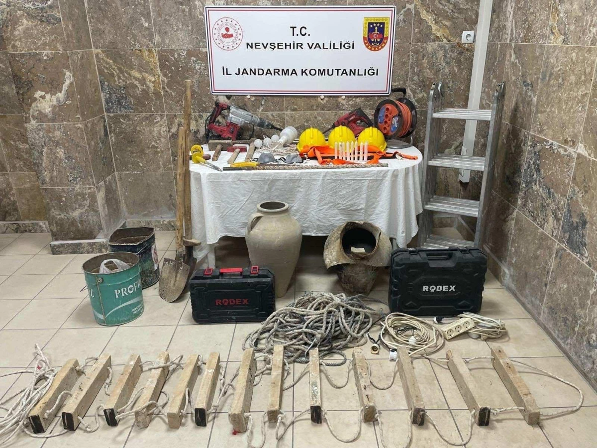 Ürgüp’te Kaçak Kazıya Suçüstü: 3 Şüpheli Gözaltında